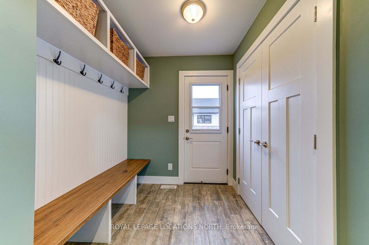 6 Deanna Drive