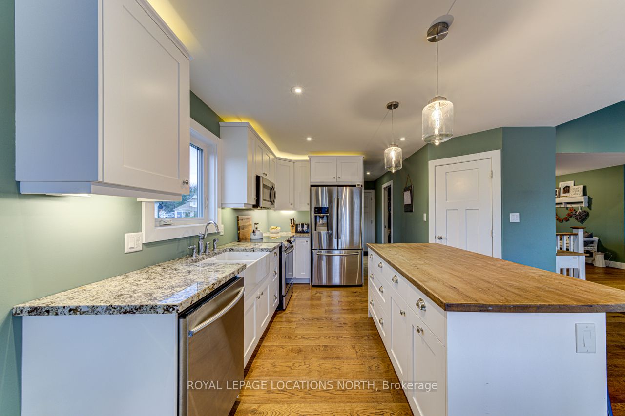 6 Deanna Drive
