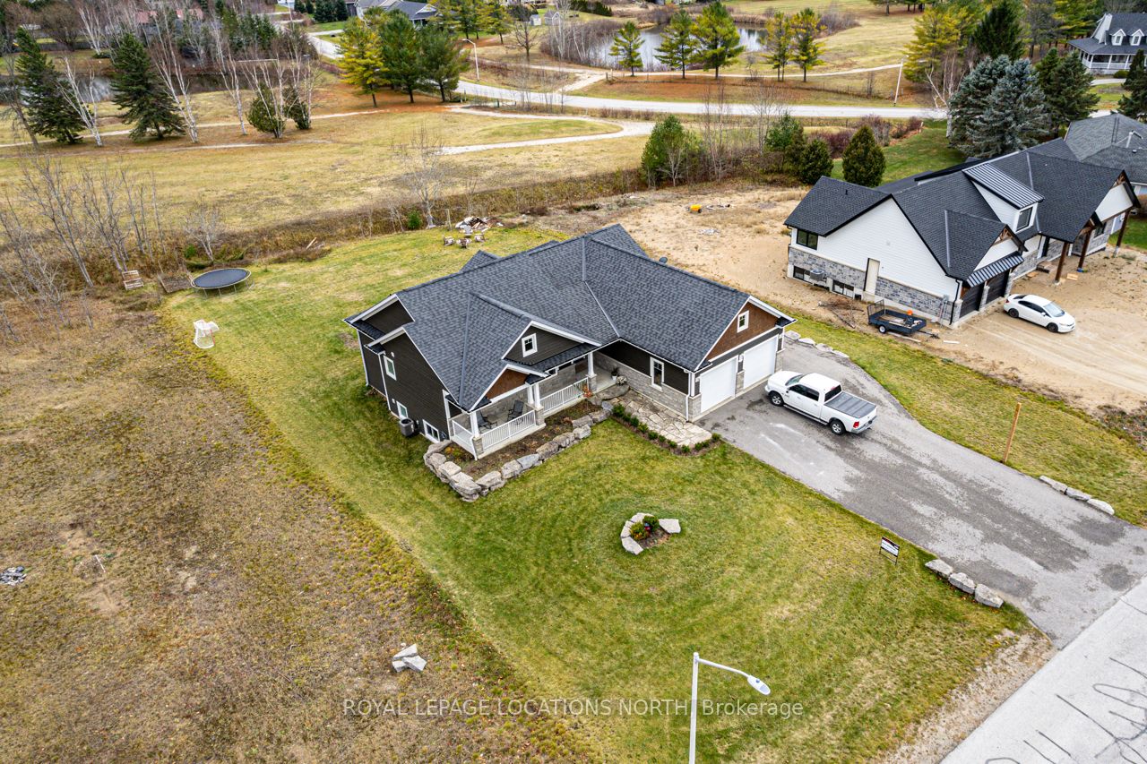 6 Deanna Drive