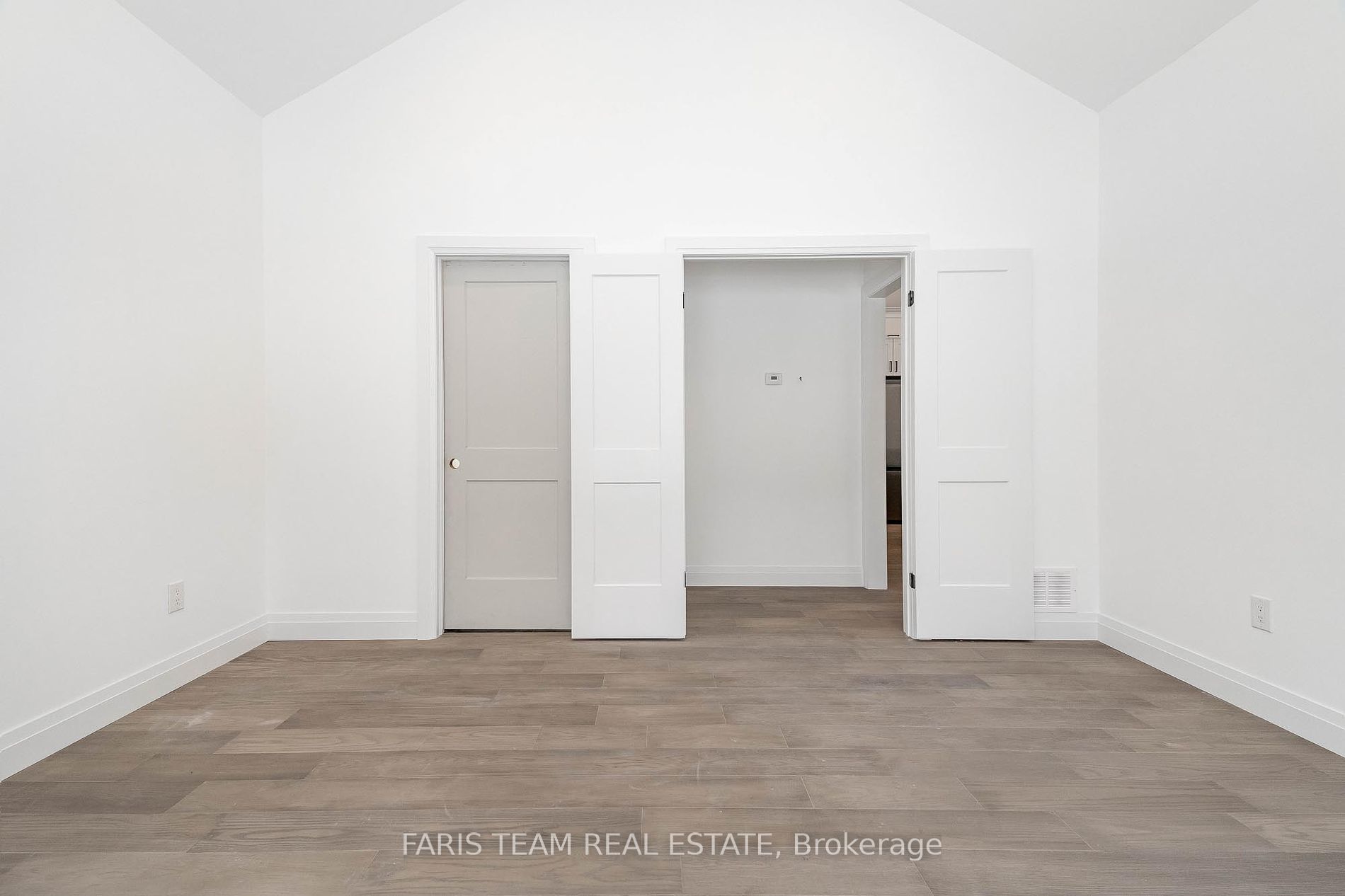 LT 22 Rue Eric