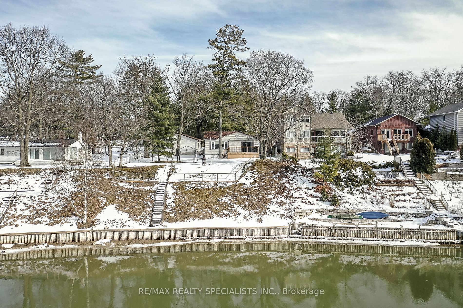 338 Oxbow Park Drive