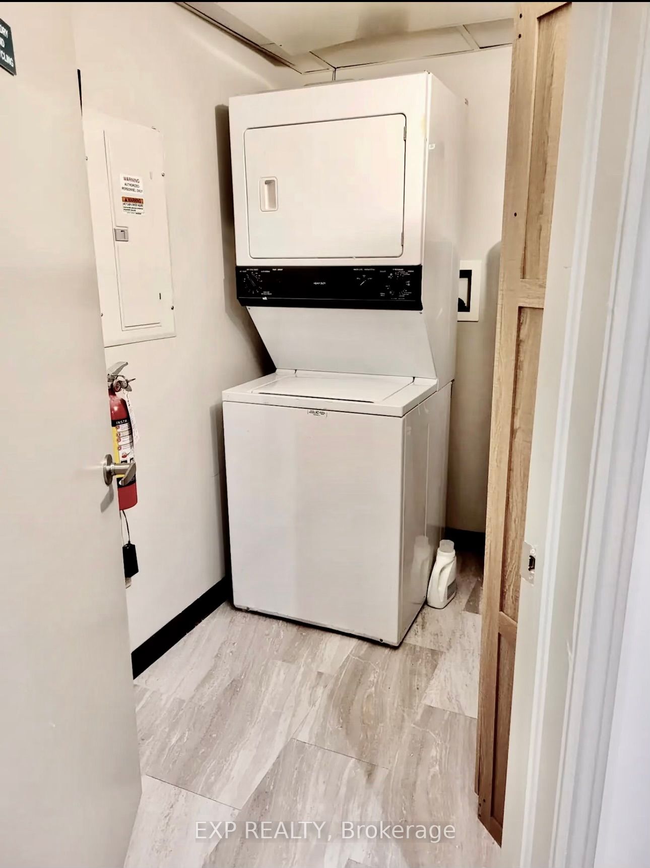90 Hihgland Drive, #2304