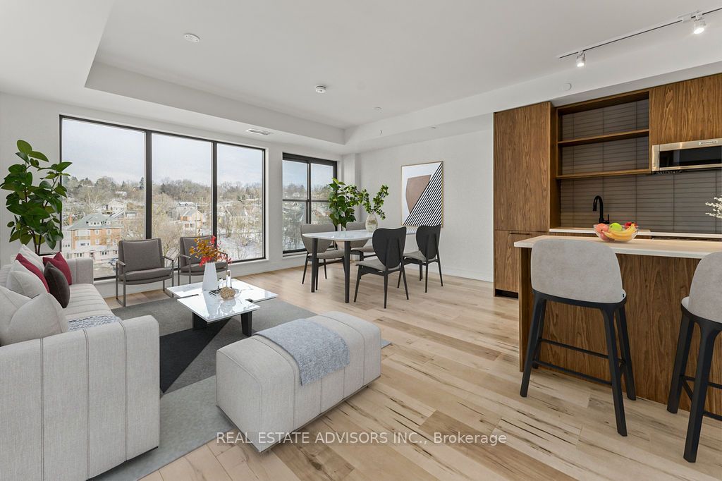 185 Dunlop Street E, #722