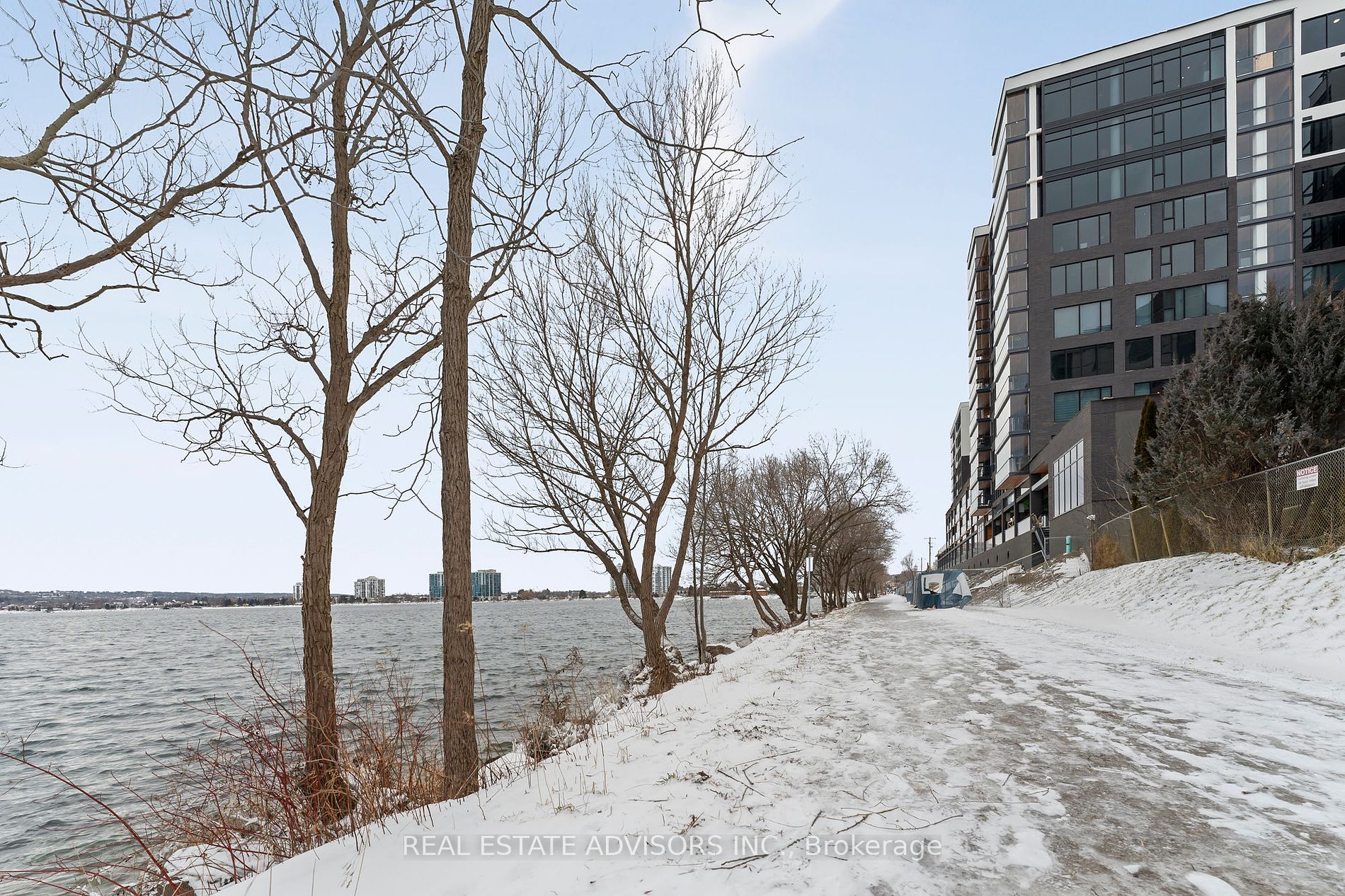 185 Dunlop Street E, #722