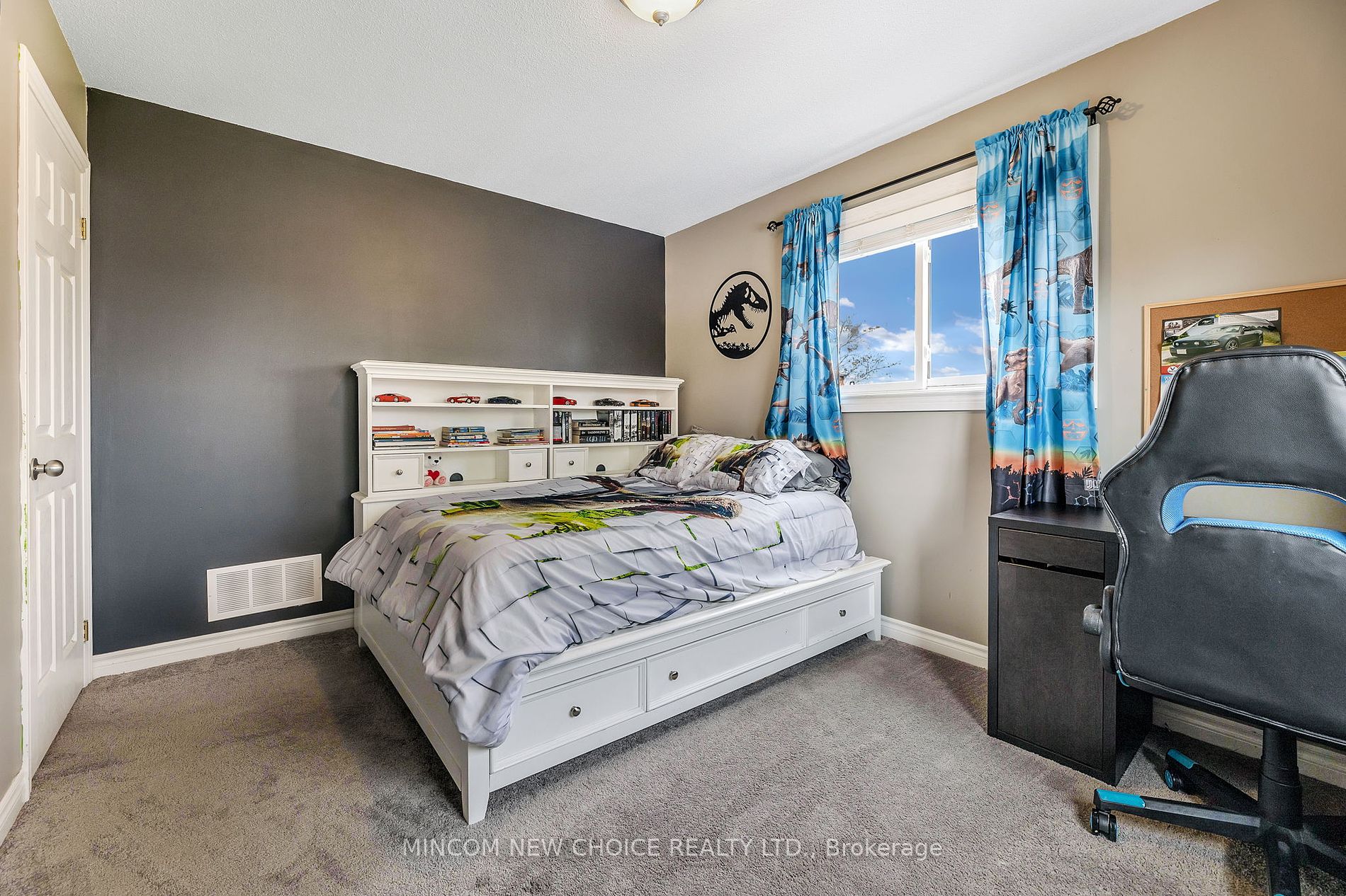 19 Glenview Ave