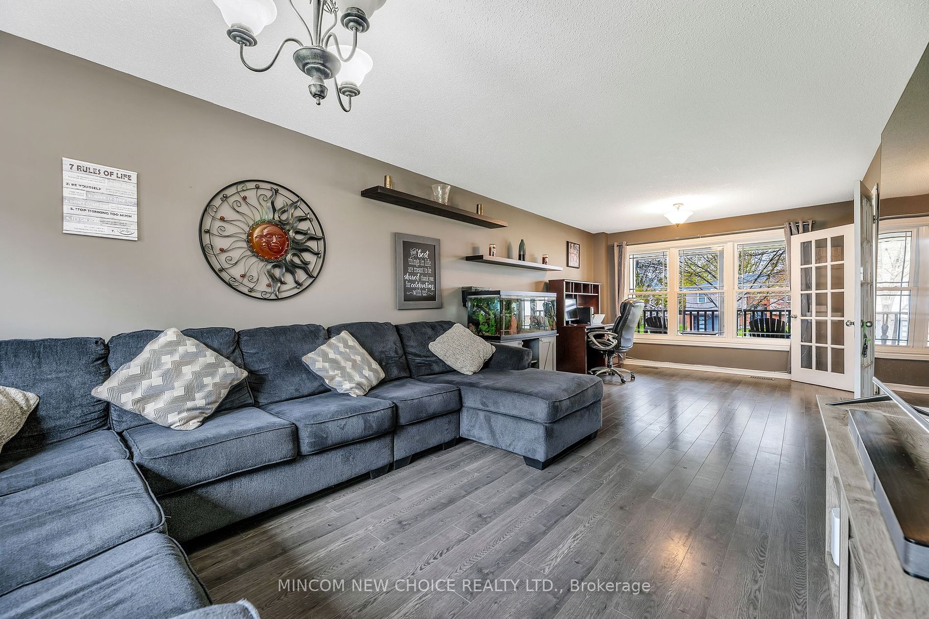 19 Glenview Ave