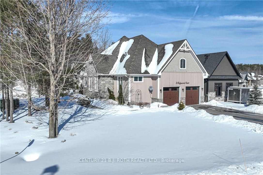 2 RIDGEWOOD Court