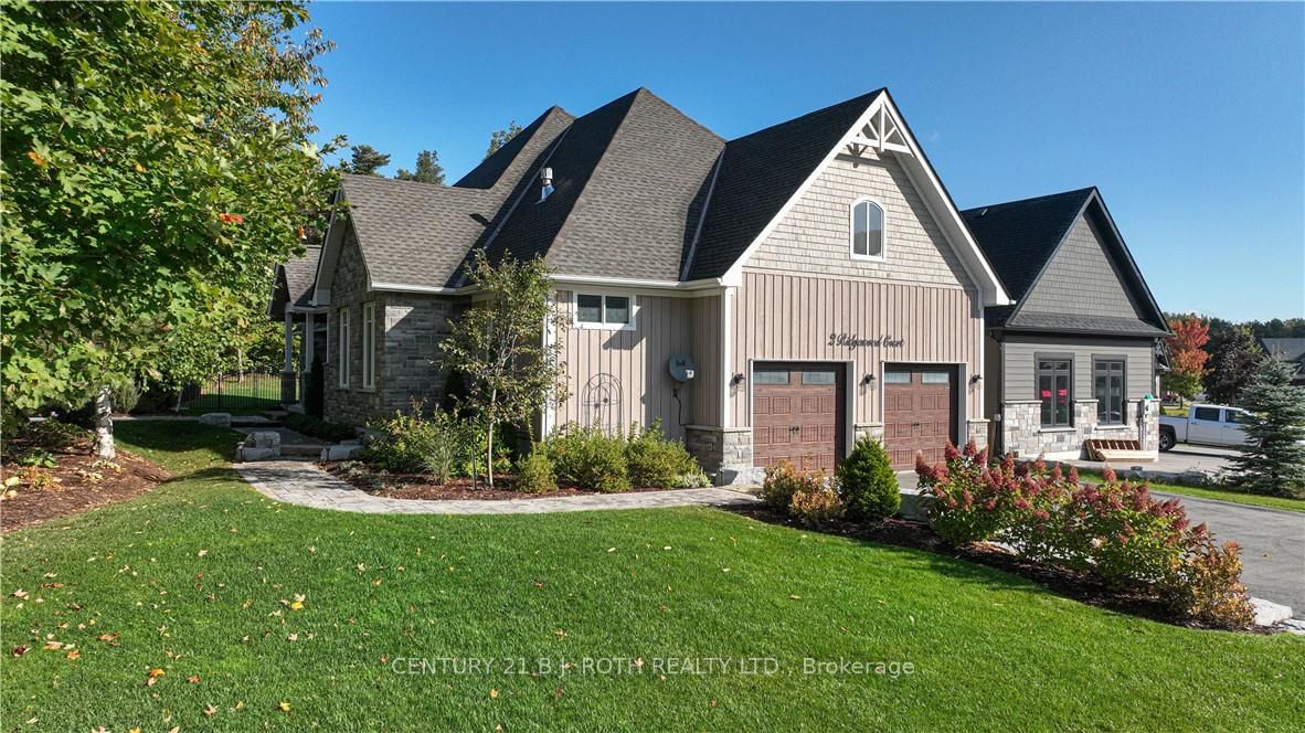 2 RIDGEWOOD Court