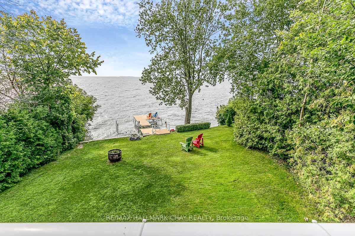 1069 Lakeshore Road E