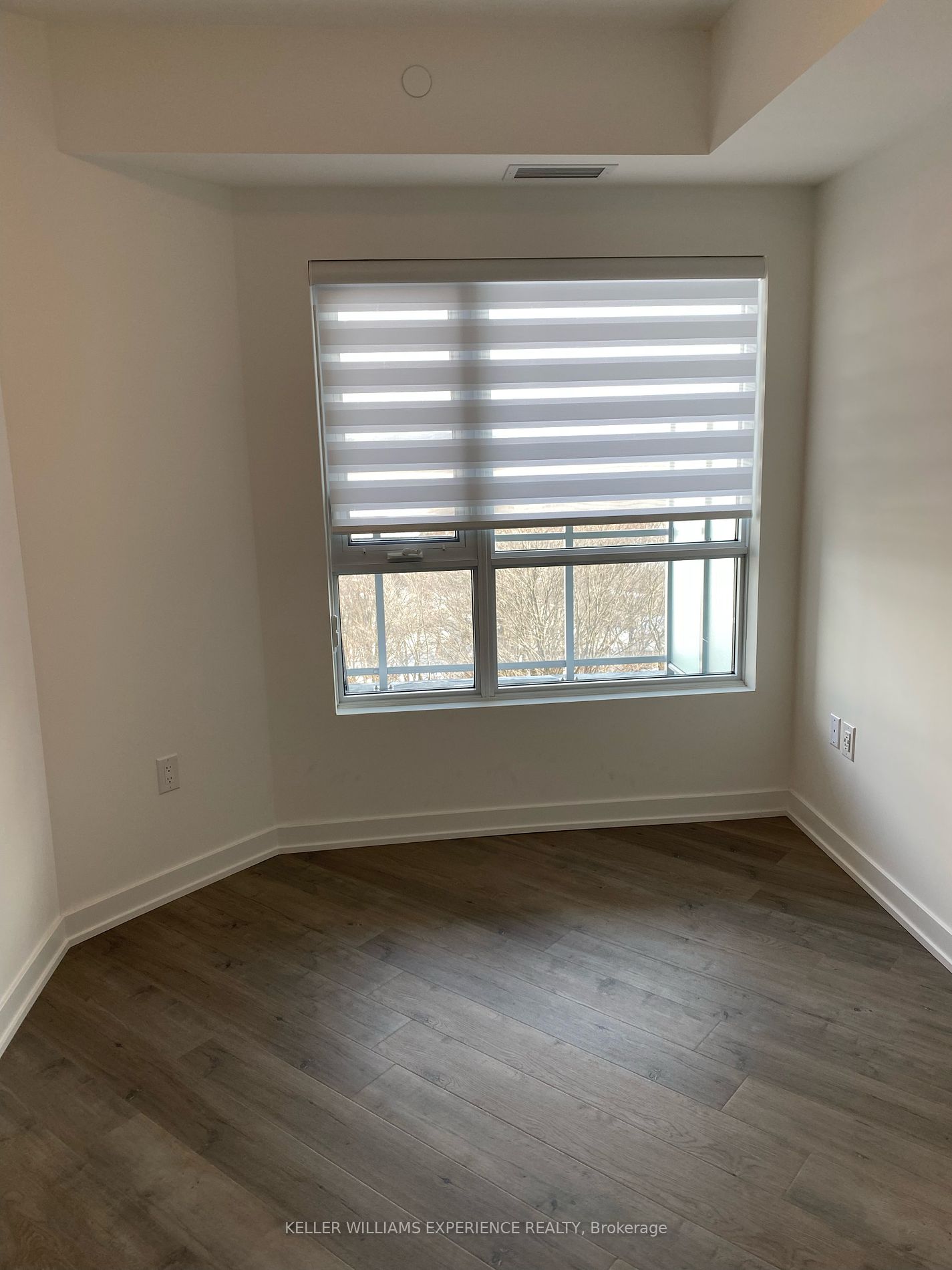 56 Lakeside Terrace Terrace E, #807