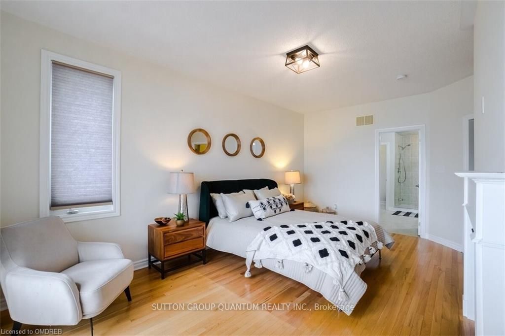 25 Waterview Road