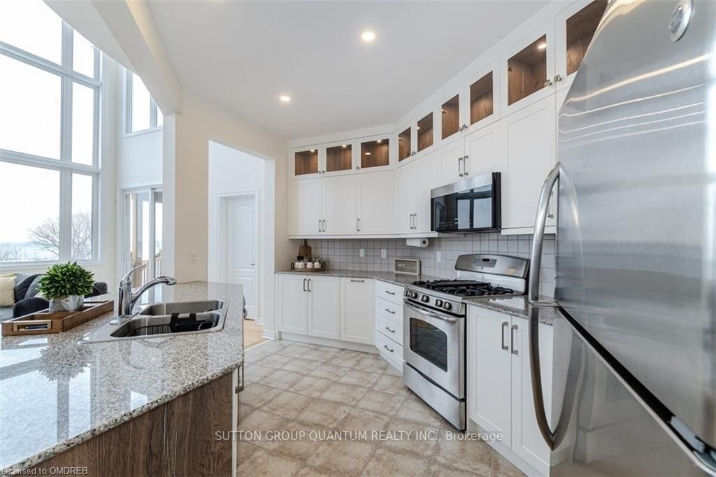 25 Waterview Road