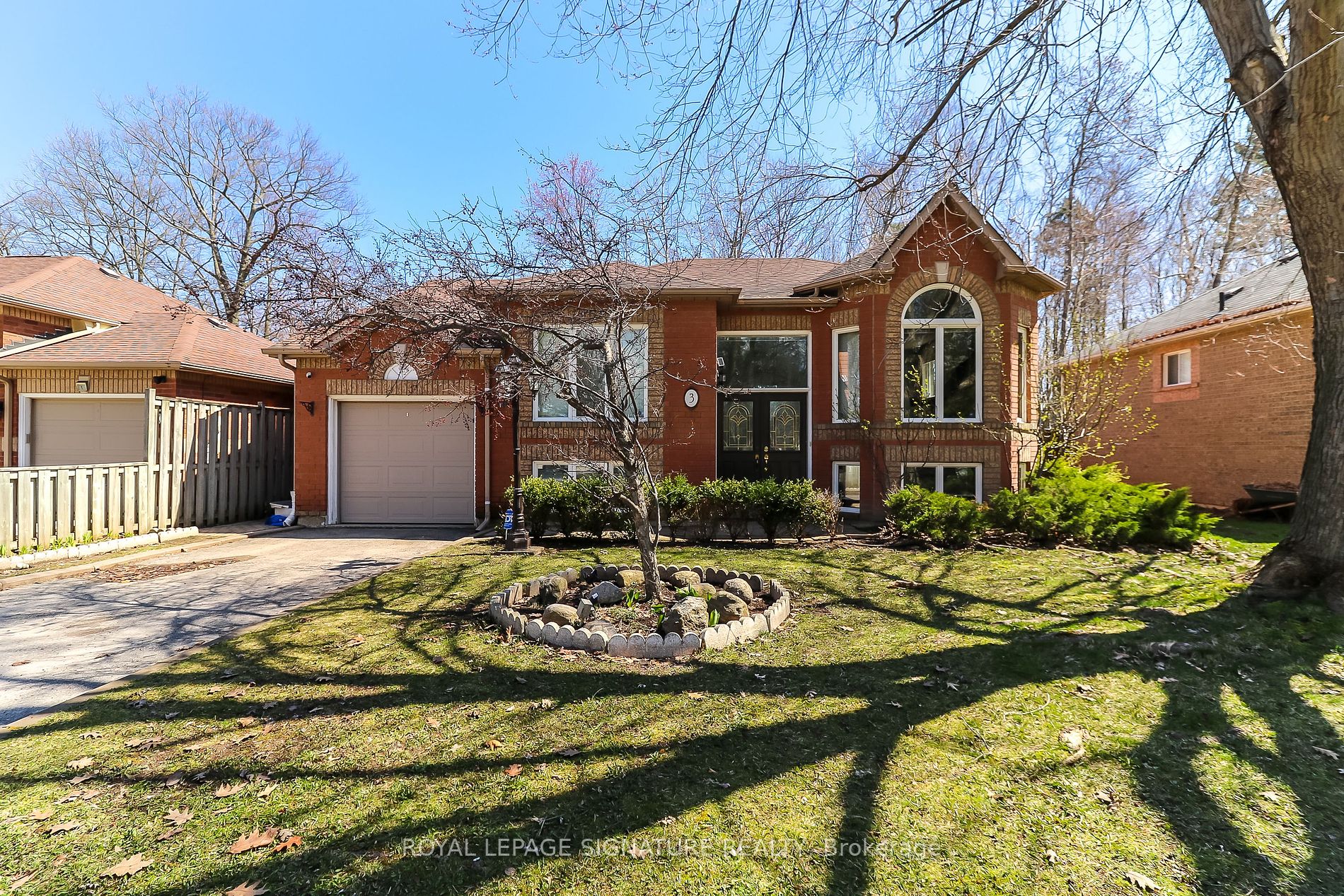 3 Brillinger Drive