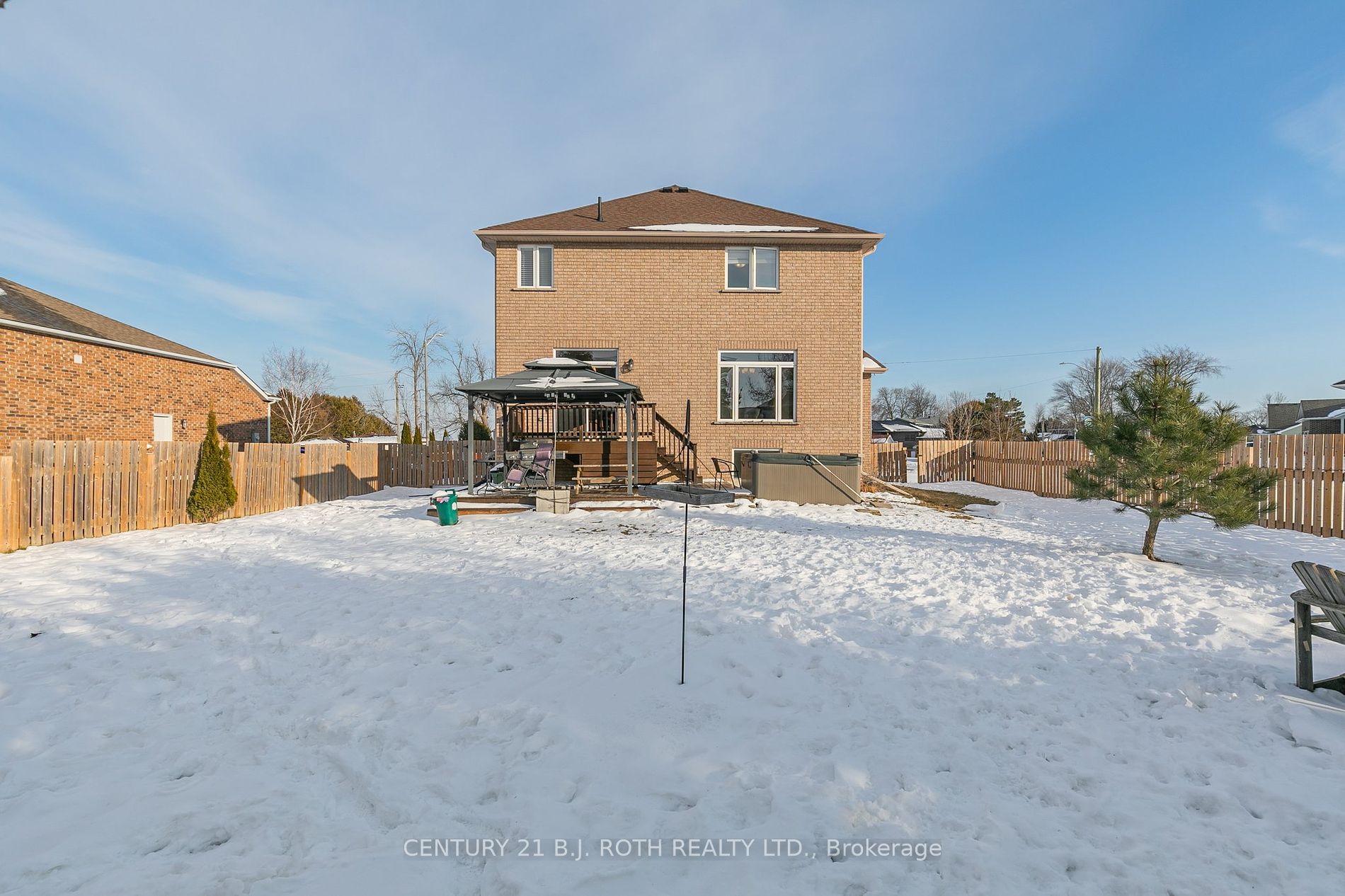 3820 Wood Ave