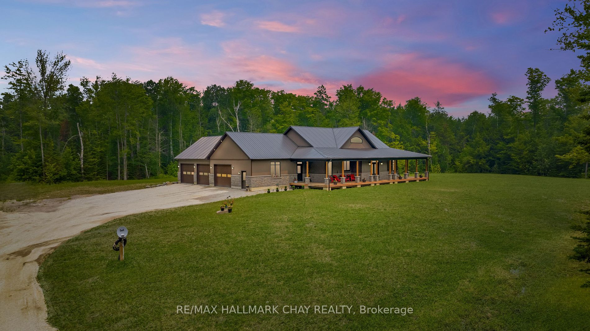 16 Whitetail Dr