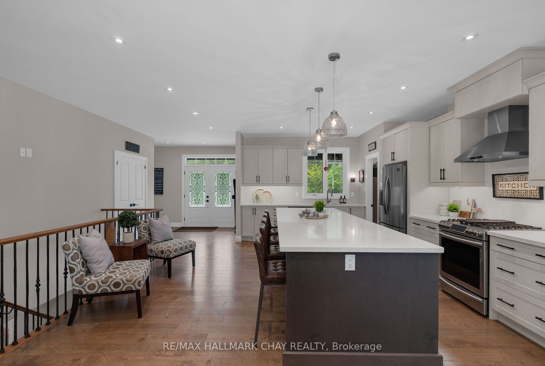 16 Whitetail Dr