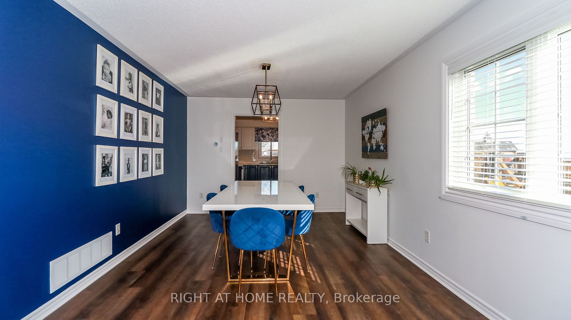 39 WHITFIELD Crescent