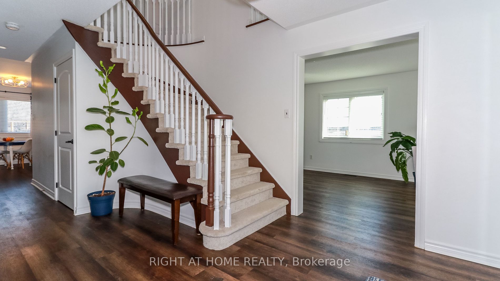 39 WHITFIELD Crescent