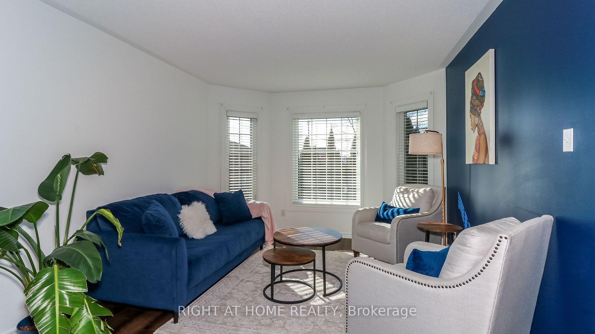 39 WHITFIELD Crescent