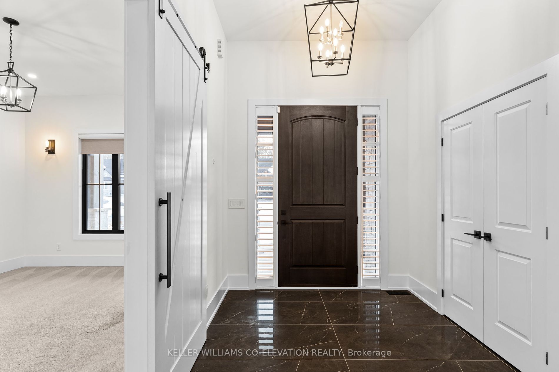 19 Byers St