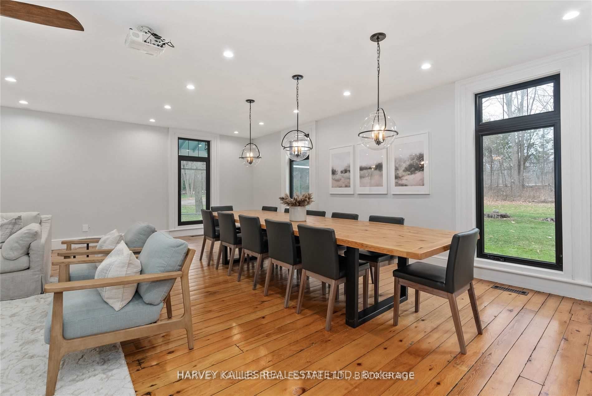 2 Black Forest Lane