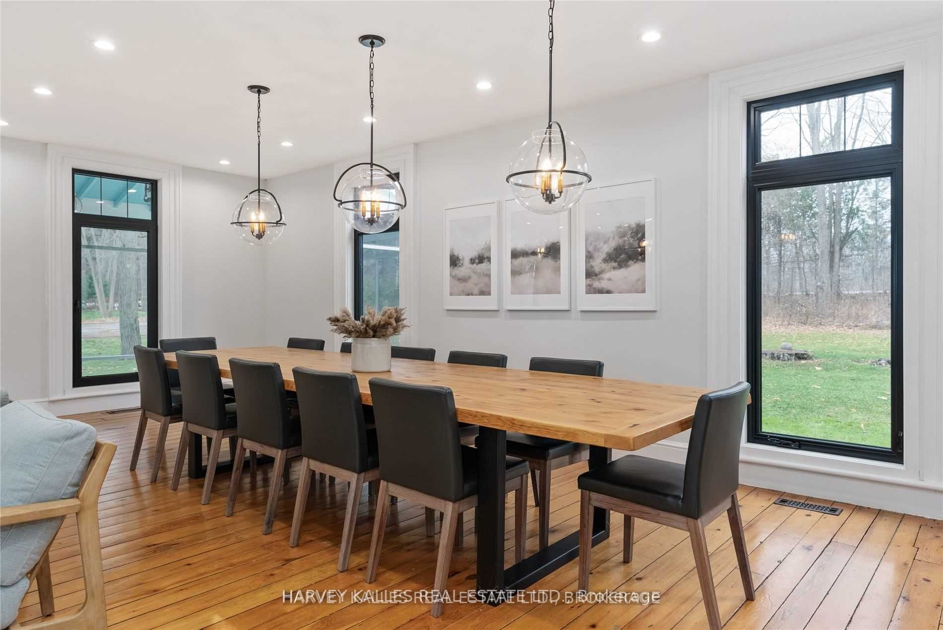 2 Black Forest Lane