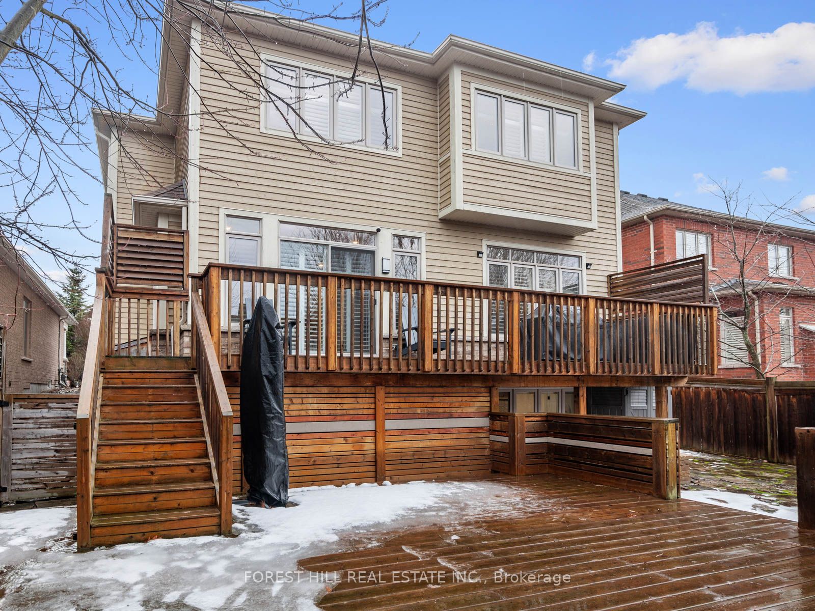 7 Turner Dr