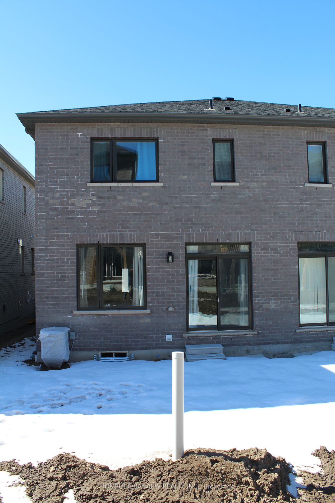 19 Sweet Cicely Street E