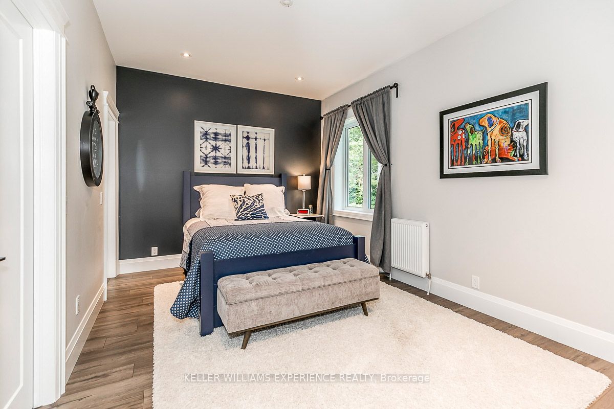 6 Forrester Road