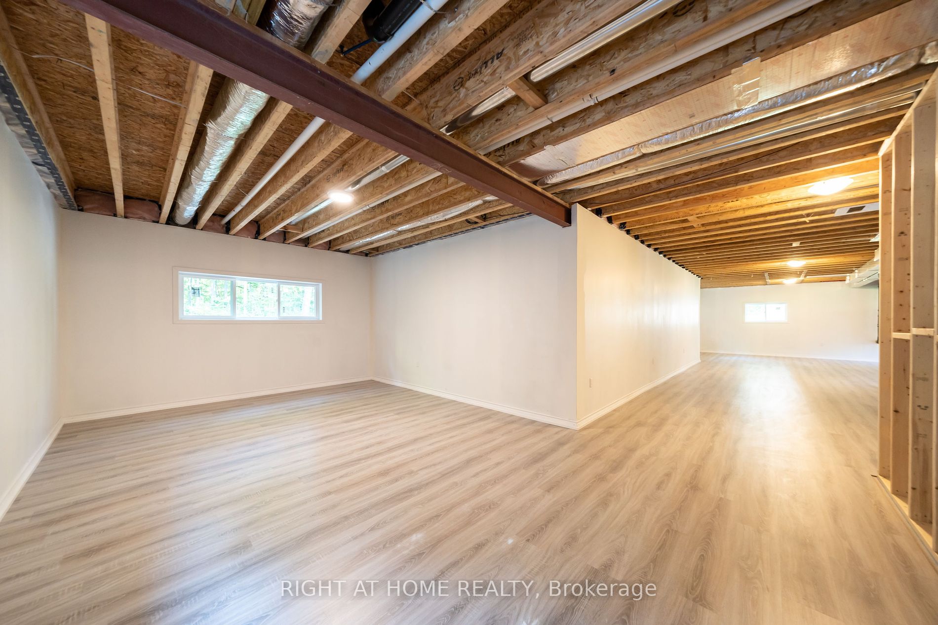 6 Ojibway Court