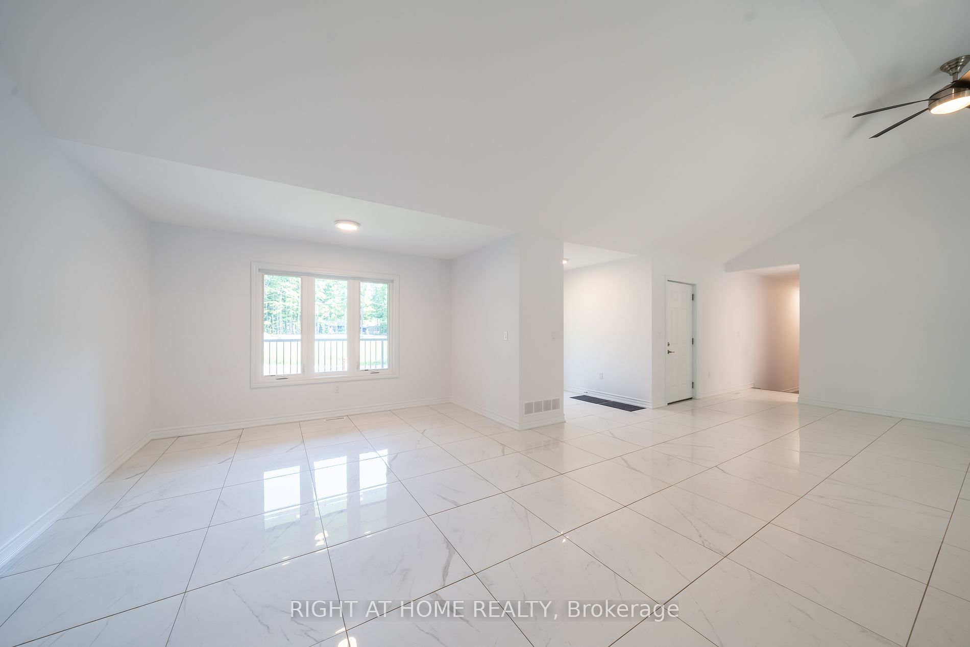 6 Ojibway Court