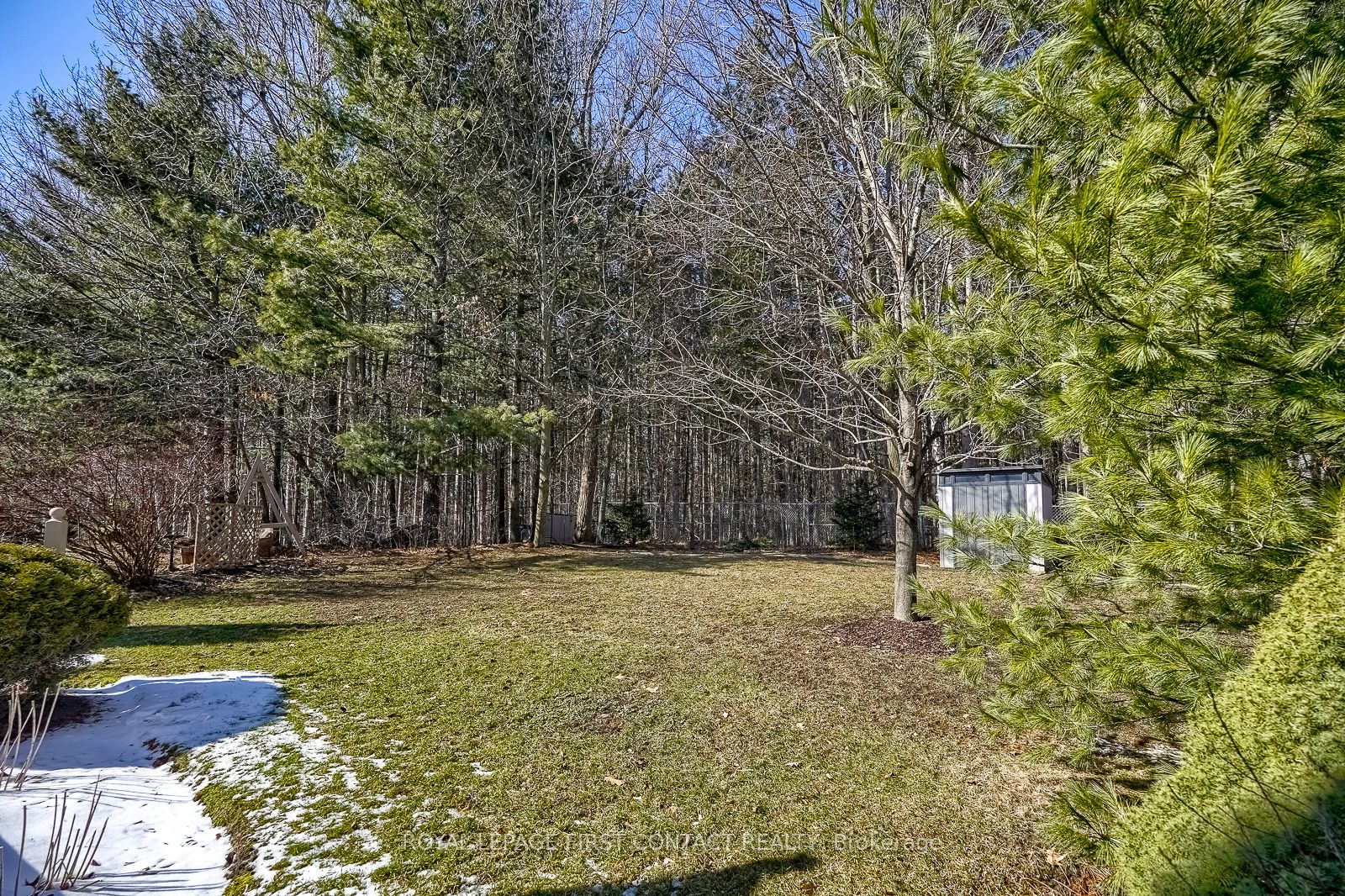 112 Cumming Dr