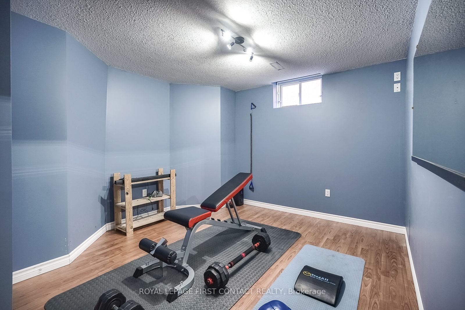 112 Cumming Dr