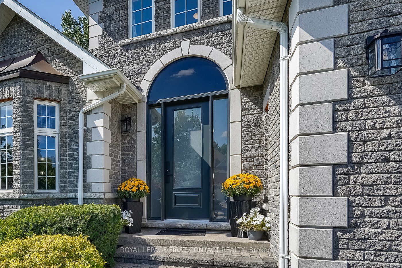 112 Cumming Dr