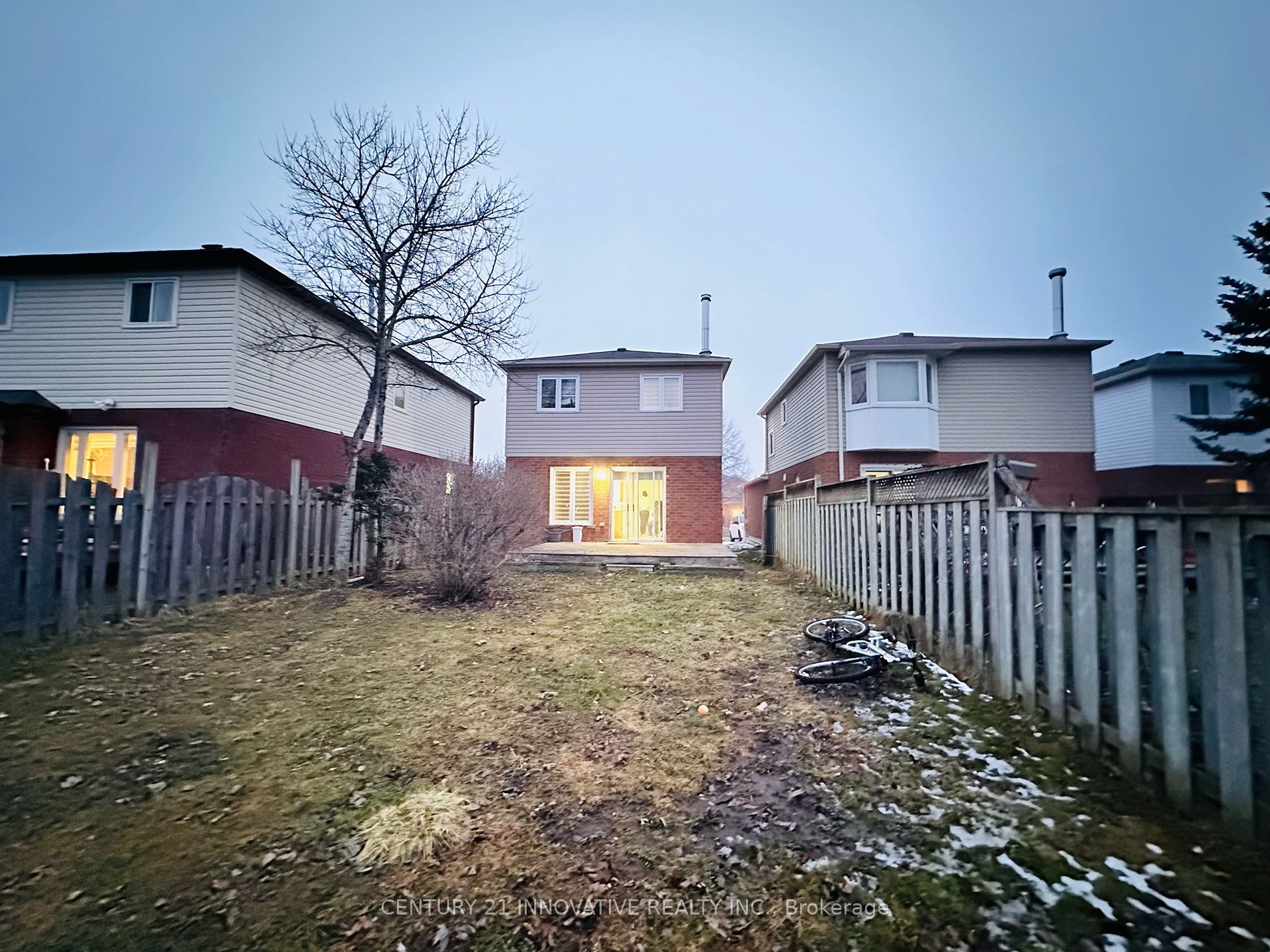 39 Laidlaw Dr