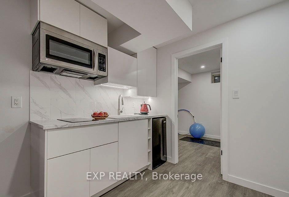 142 Churchland Dr