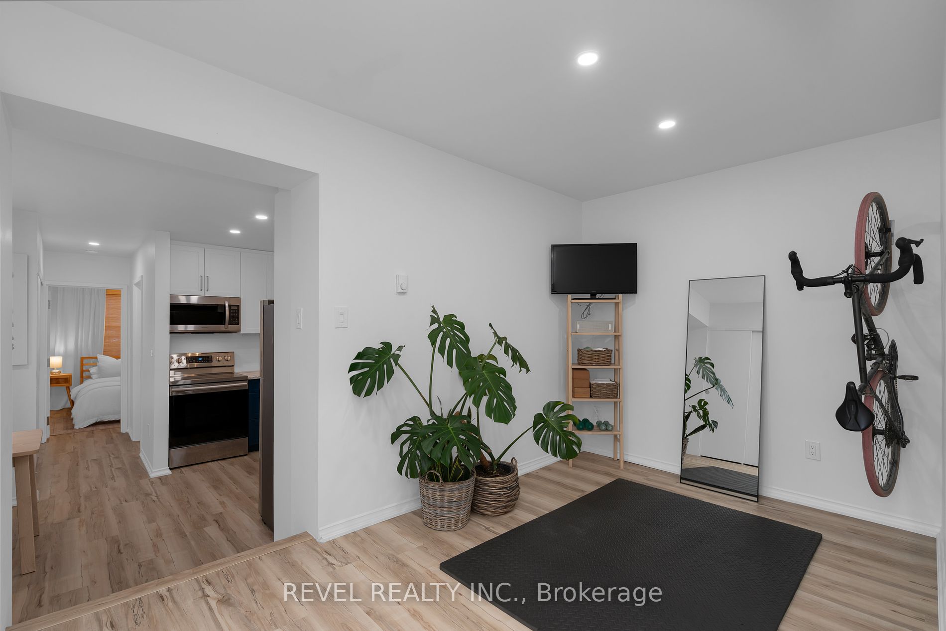 31 Frederick St