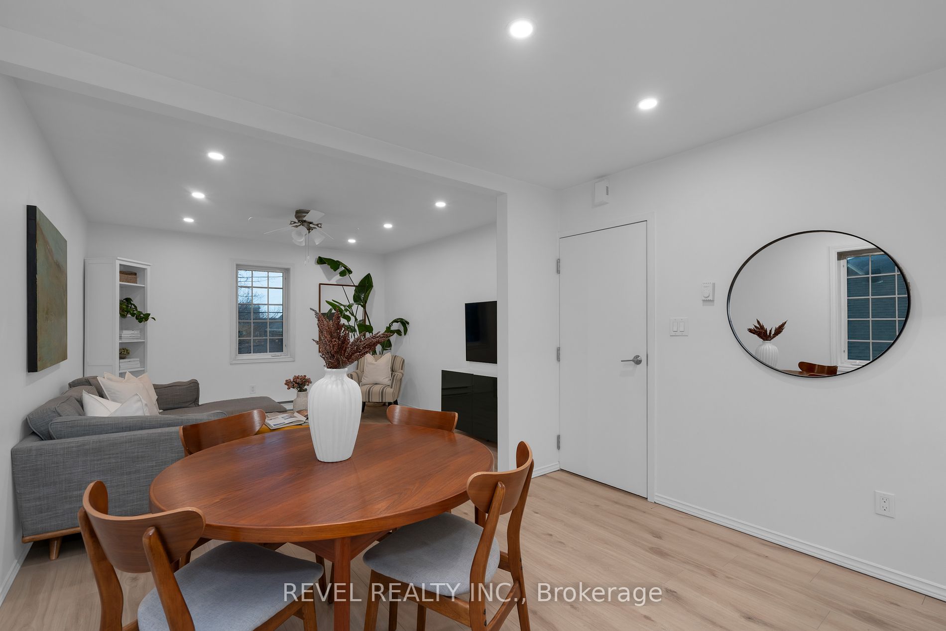 31 Frederick St