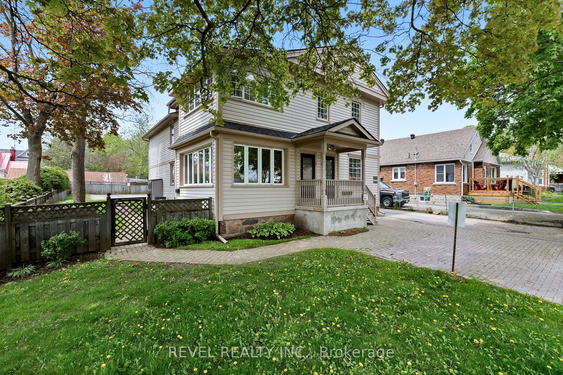 31 Frederick St