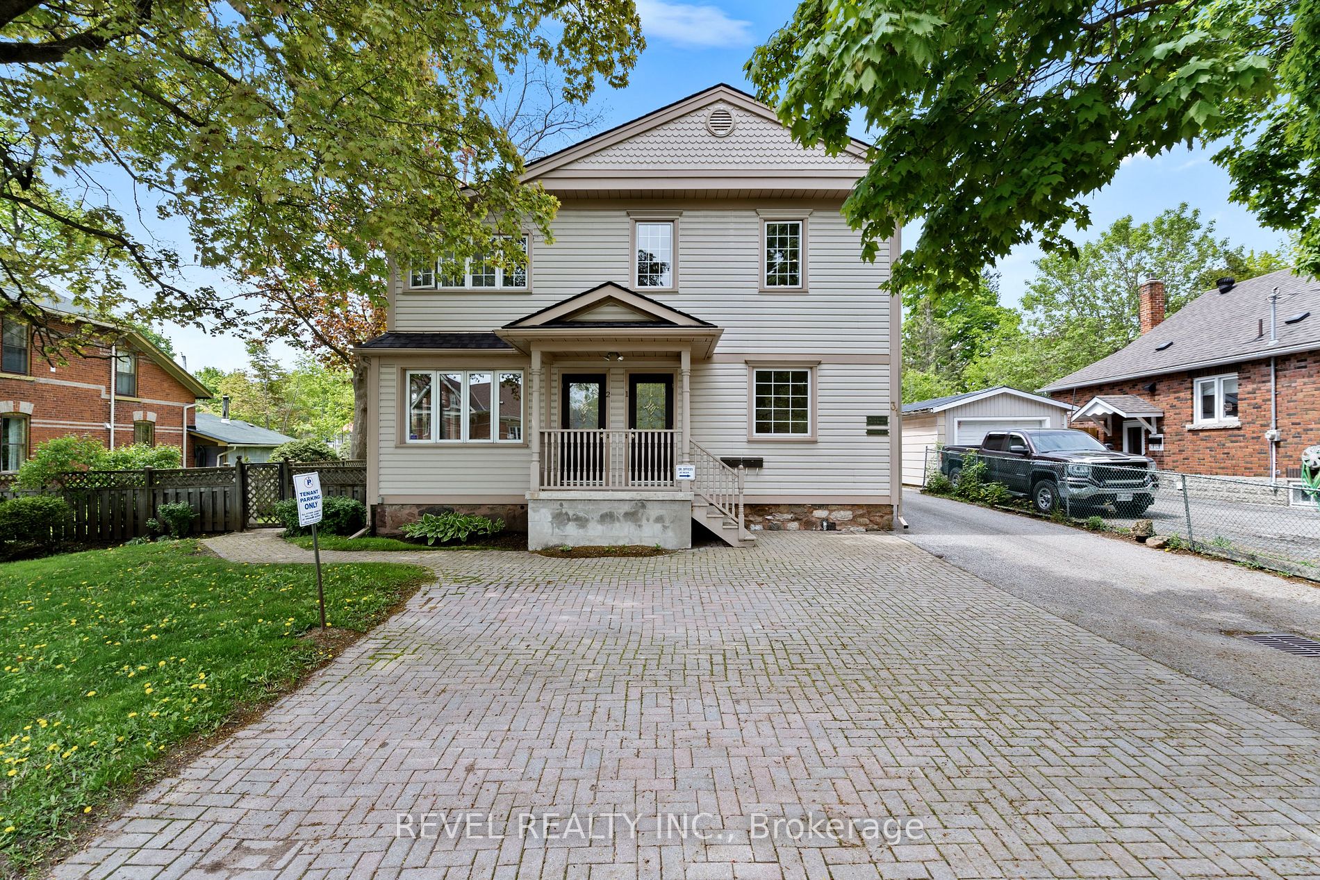 31 Frederick St