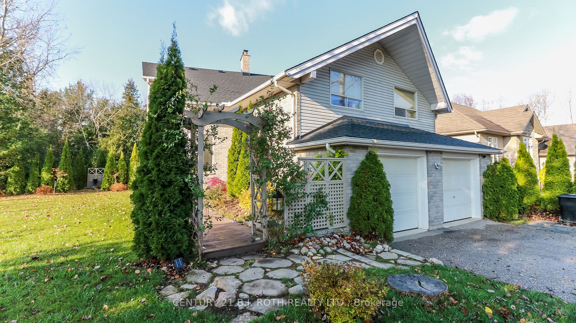 20 Grant Avenue E