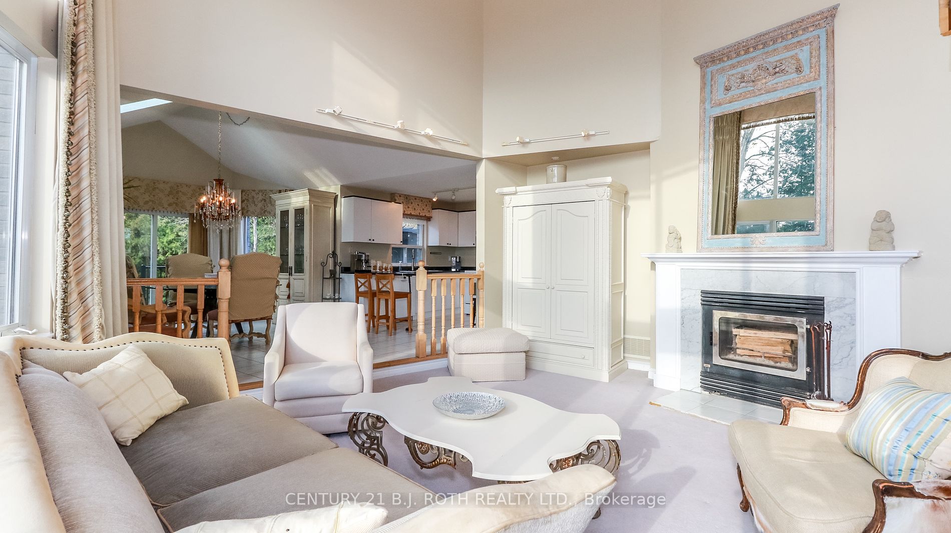 20 Grant Avenue E