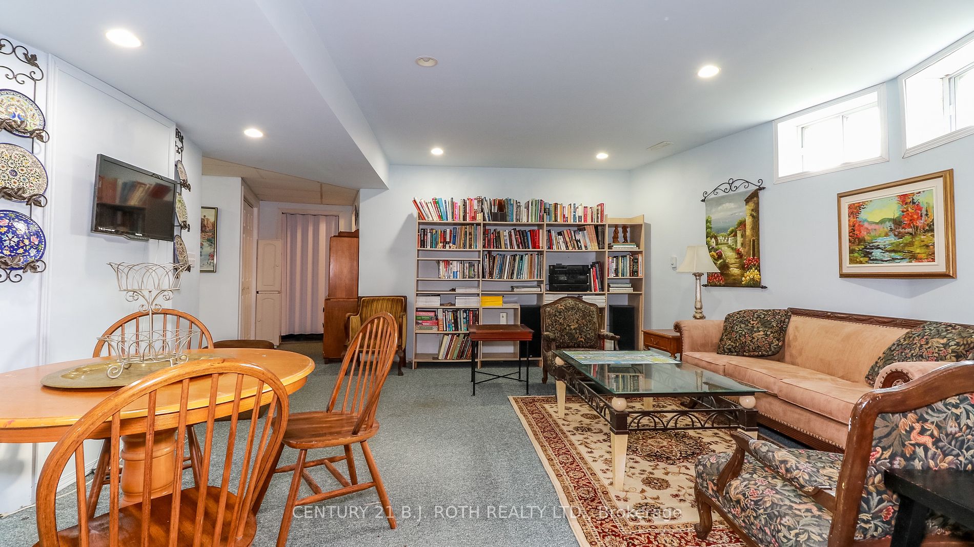 20 Grant Avenue E