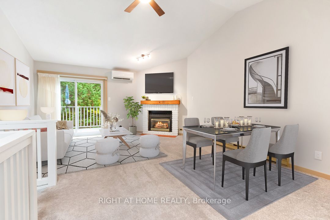 12 Dawson Dr, #403