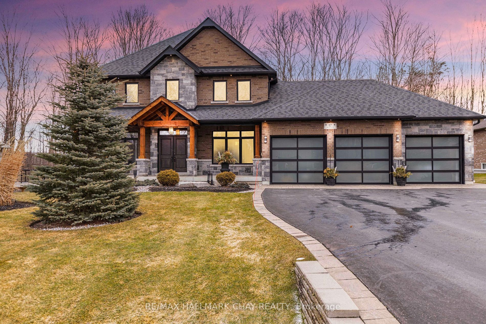 17 Black Creek Tr