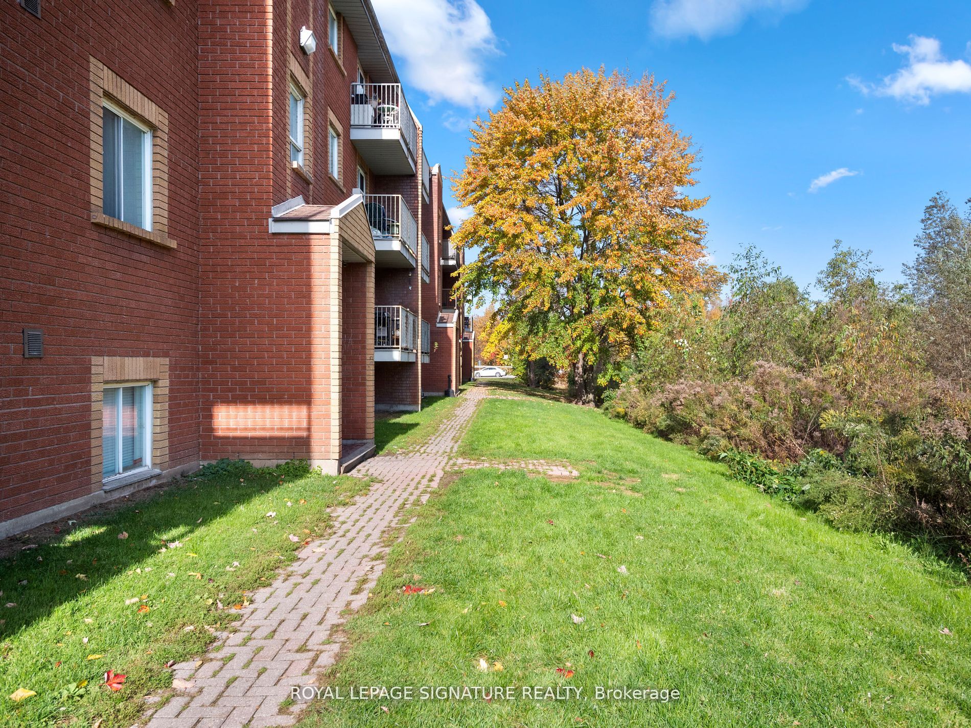 135 Atherley Rd, #A302