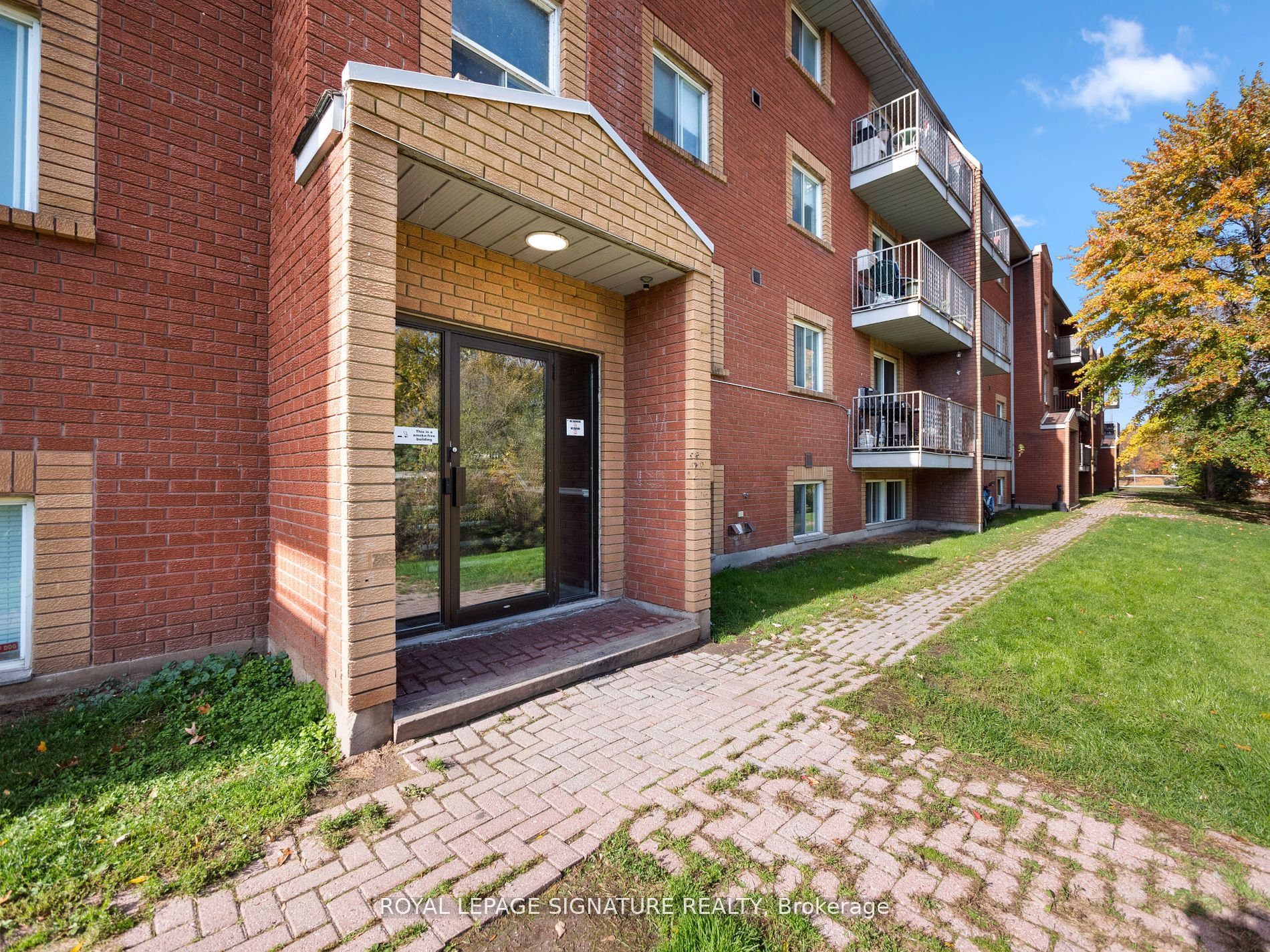 135 Atherley Rd, #C301