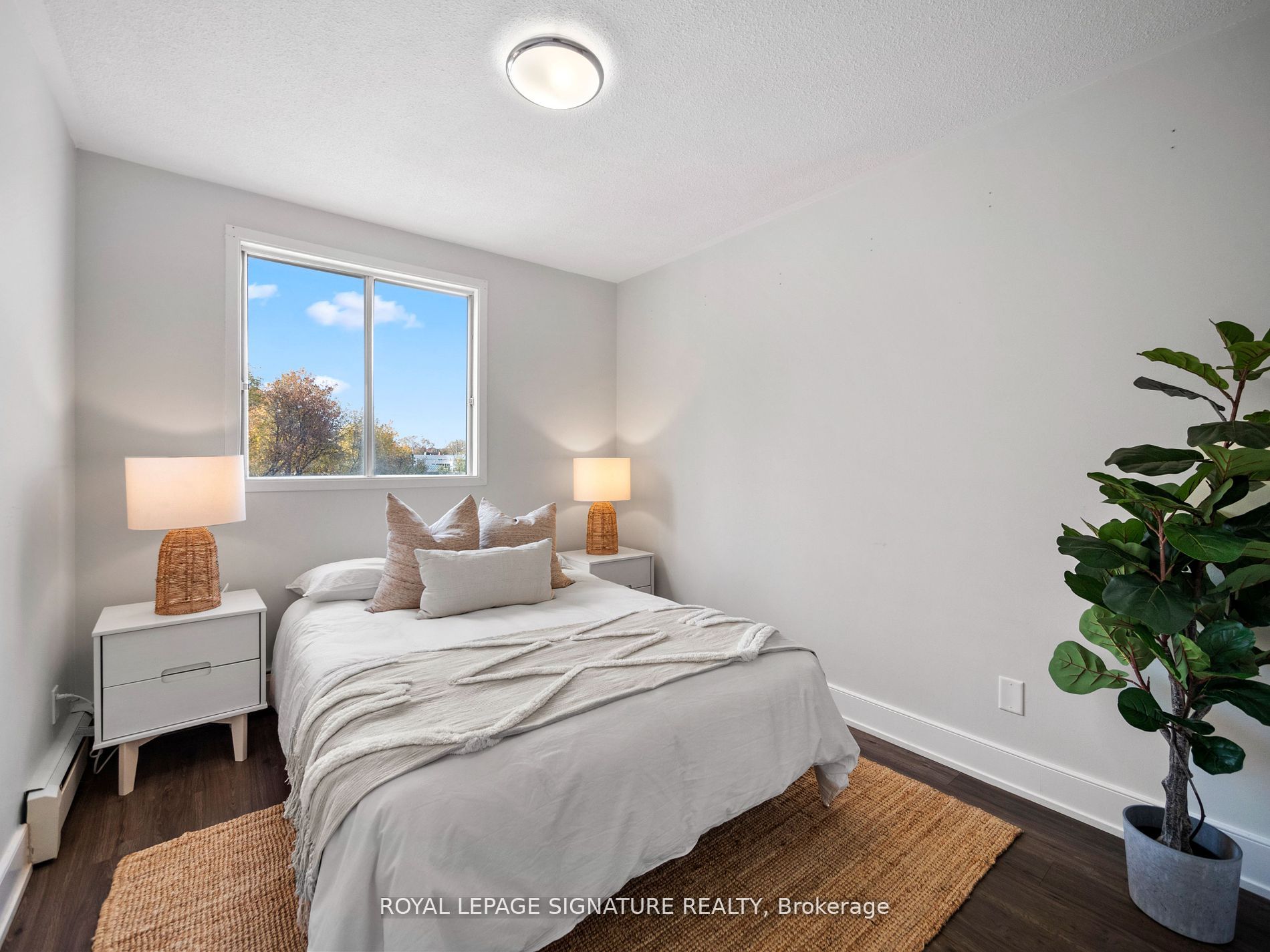 135 Atherley Rd, #C301