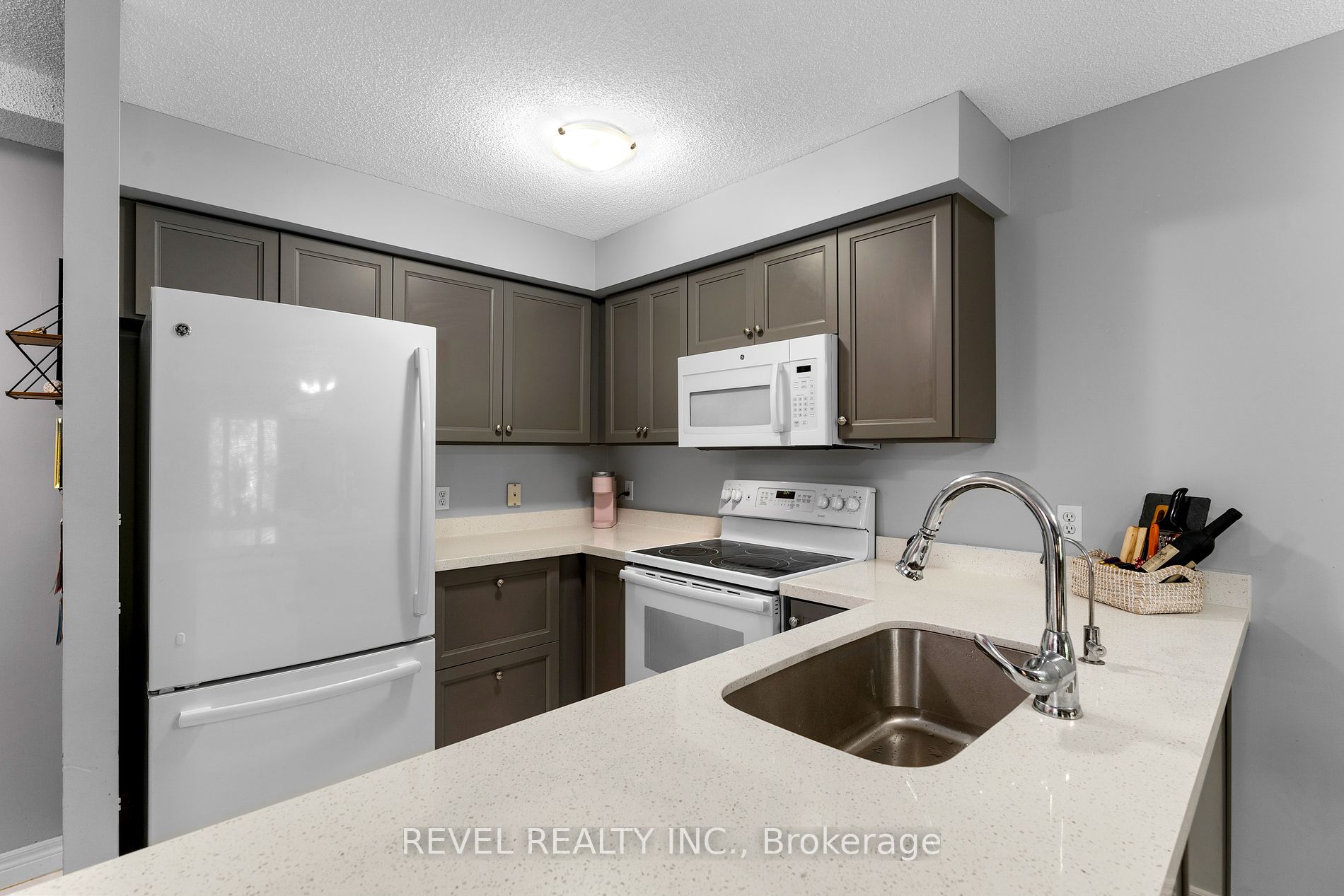 107 Bond St, #306