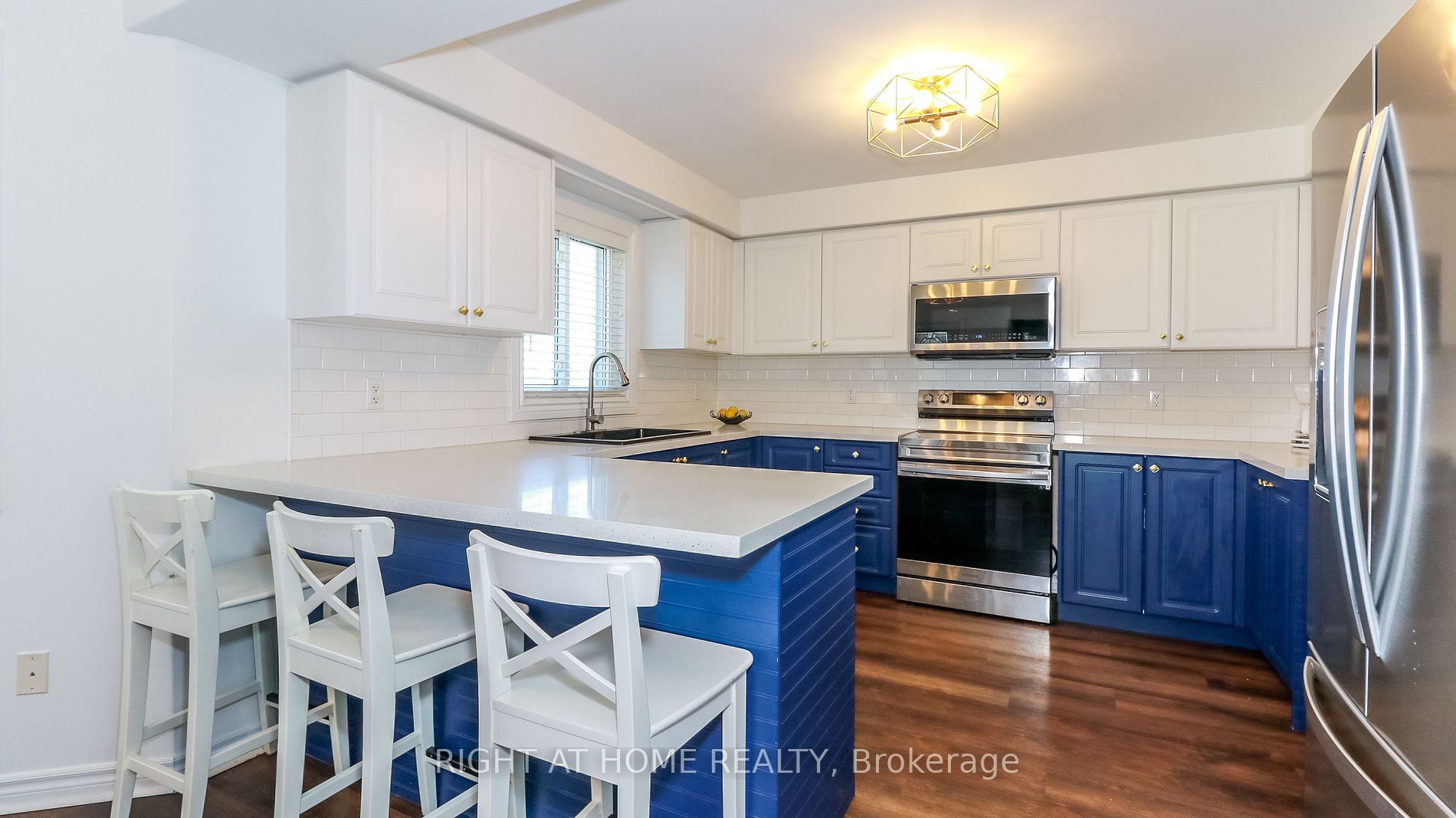39 Whitfield Crescent